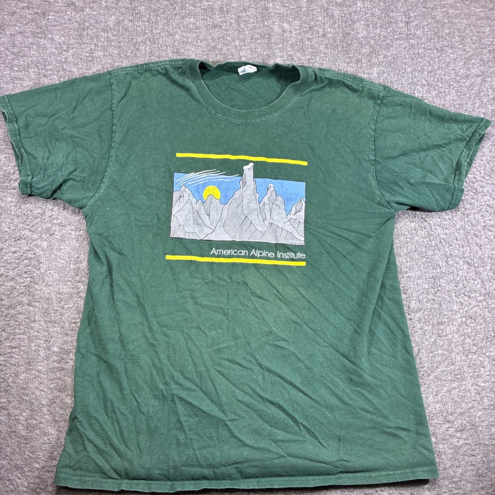 Vintage American Alpine Institute T-Shirt Mens Large Green Graphic Tee Climbing